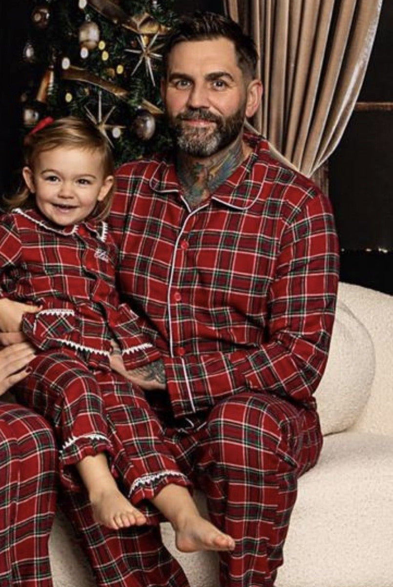 Men's Traditional Red Tartan Pyjamas - Pretty personal gifting