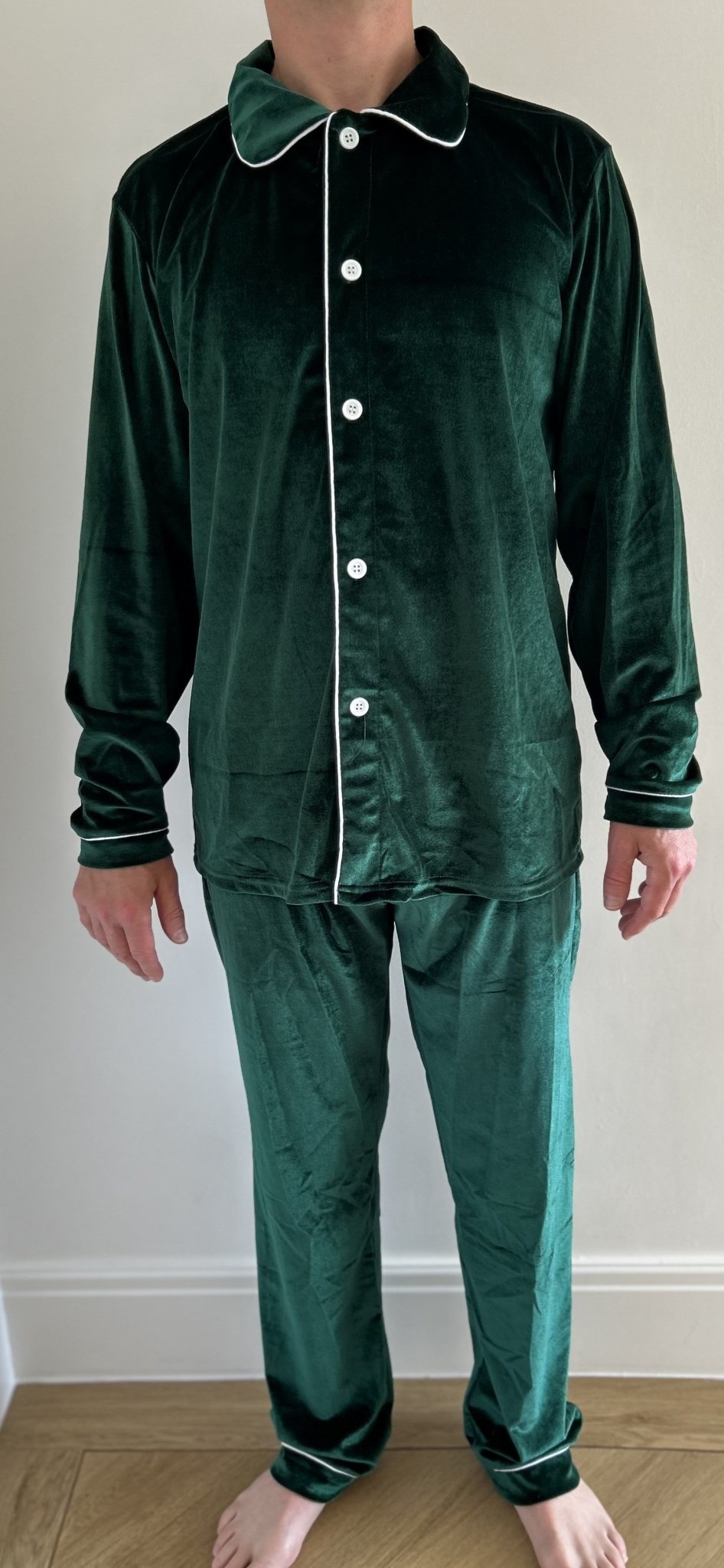 Men's Luxury Green Velvet Pyjamas - Pretty personal gifting